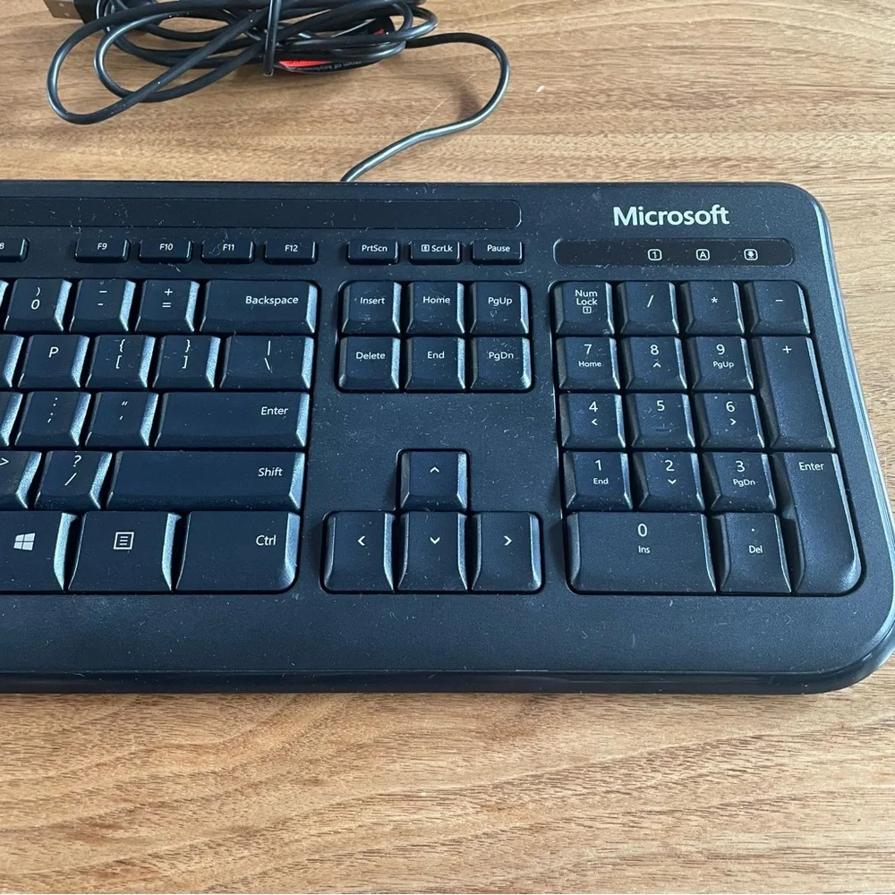 GUC Microsoft wired keyboard 400